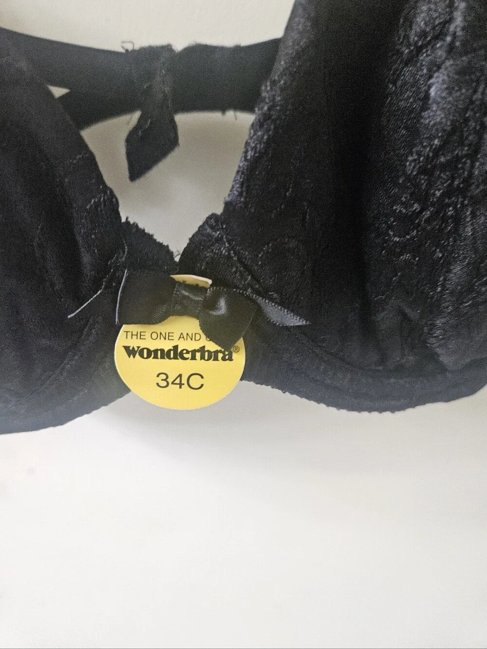 Wonderbra structured underwire